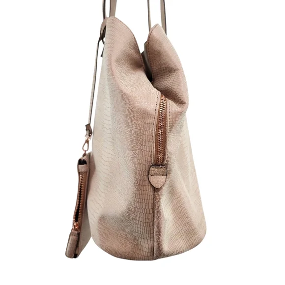 Free People Women's Embossed Leather Tote Bag with Wallet - OS - Picture 4 of 9